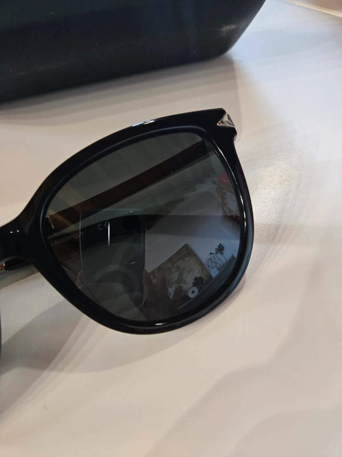 Zonnebril Karl Lagerfeld zwart retrostijl – photo 3